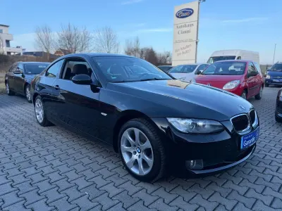 Używany BMW 320 Comfort Edition 170 KM (125 kW) 2009 Czarny Coupe