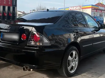 Brugt Lexus IS200 Limited Edition 155 HK (114 kW) 2004 Sort Sedan