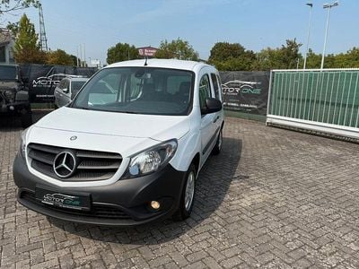 Mercedes Citan 111