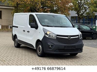 Gebraucht Opel Vivaro 120 PS (88 kW) 2017 Weiß Van / Kleinbus