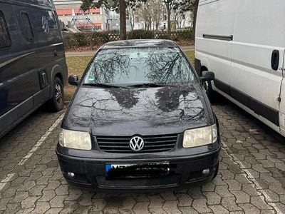 Schwarz Gebraucht 2000 VW Polo Limousine | 500 € (Superpreis)