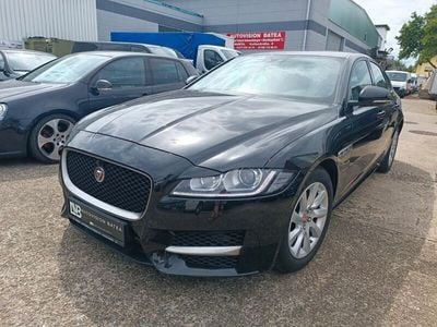 Gebraucht Jaguar XF R-Sport 163 PS (119 kW) 2019 Schwarz Limousine