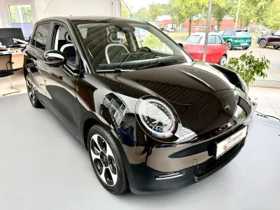 Neu JAC E30X 100 kW (136 PS) 2026 Schwarz Kleinwagen