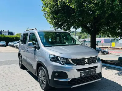 Gebraucht Peugeot Rifter Allure 131 PS (96 kW) 2020 Gris artense Van / Kleinbus