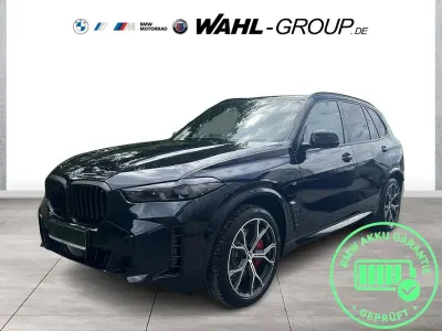 Neu BMW X5 M Sport 489 PS (359 kW) 2026 Schwarz SUV