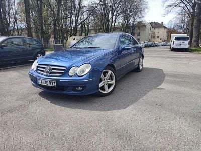 Gebraucht Mercedes CLK500 Avantgarde 306 PS (225 kW) 2005 Blau Coupé