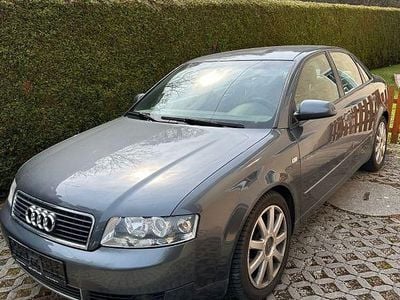 Gebraucht Audi A4 163 PS (119 kW) 2004 Grau Limousine