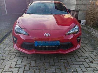 Gebraucht Toyota GT86 GT 200 PS (147 kW) 2017 Rot Coupé