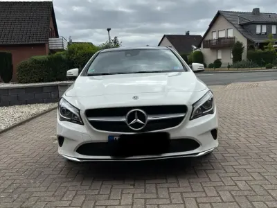 Gebraucht Mercedes CLA180 122 PS (89 kW) 2017 Weiß Coupé