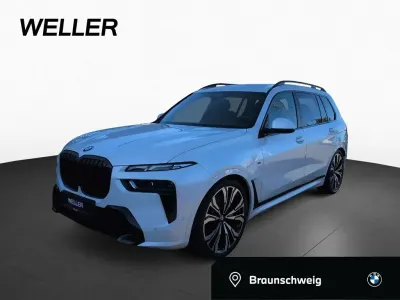Gebraucht BMW X7 M Sport 340 PS (250 kW) 2025 Mineralweiß (weiß) SUV