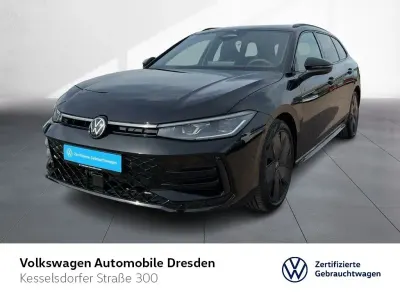 Gebraucht VW Passat R-line 193 PS (141 kW) 2026 Grenadillschwarz metallic Kombi