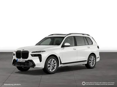Gebraucht BMW X7 M Sport 340 PS (250 kW) 2025 Weiß SUV