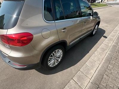 Gebraucht VW Tiguan 160 PS (117 kW) 2014 Gold SUV