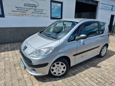 Occasion Peugeot 1007 73 PK (53 kW) 2006 Zilver MPV