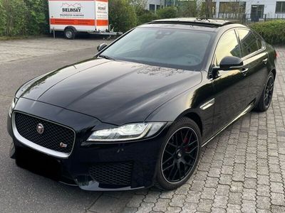 gebraucht Jaguar XF 30d 300PS R-Sport Automatik Kamera Limousine