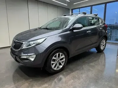 Gebraucht Kia Sportage Vision 166 PS (122 kW) 2015 Dark gun metal SUV