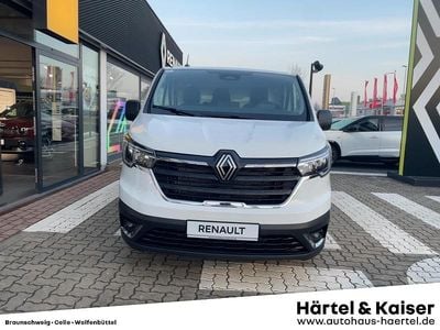 Weiß Neu 2025 Renault Trafic Business Van / Kleinbus | 30.990 € (Guter Preis)