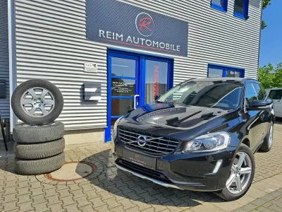 Gebraucht Volvo XC60 Momentum 181 PS (133 kW) 2014 Schwarz SUV