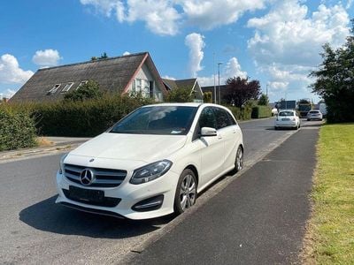 Mercedes B200