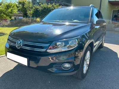 Gebraucht VW Tiguan 140 PS (102 kW) 2014 Schwarz SUV