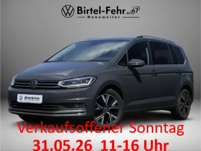 Gebraucht VW Touran Highline 150 PS (110 kW) 2020 Grau Van / Kleinbus