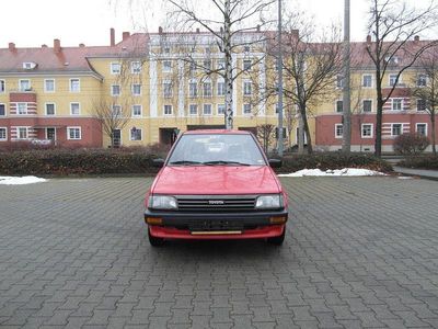 Gebraucht Toyota Starlet 72 PS (52 kW) 1989 Rot Kleinwagen