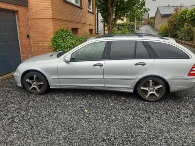 Gebraucht Mercedes C180 143 PS (105 kW) 2006 Silber Kombi