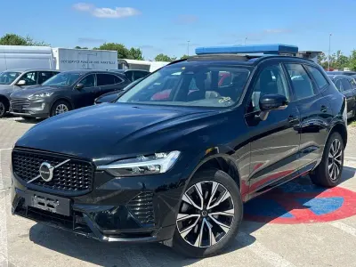 Gebraucht Volvo XC60 Plus 197 PS (144 kW) 2022 Schwarz SUV