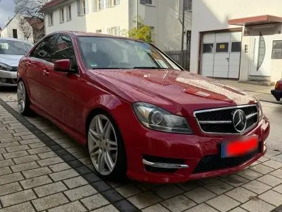 Gebraucht Mercedes C350 AMG 265 PS (194 kW) 2012 Rot Limousine