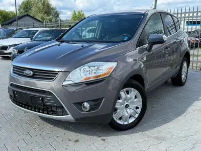Gebraucht Ford Kuga Trend 140 PS (102 kW) 2012 Braun SUV