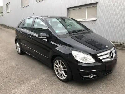 Gebraucht Mercedes B170 116 PS (85 kW) 2009 Schwarz Van / Kleinbus
