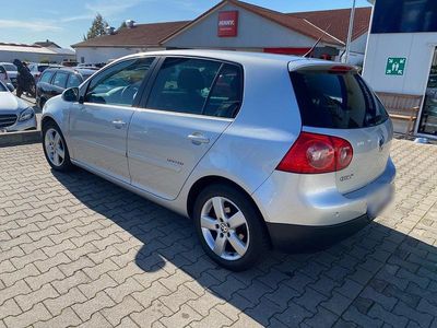 Gebraucht VW Golf V 80 PS (58 kW) 2008 Silber Limousine