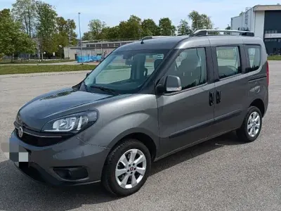 Brugt Fiat Doblò Lounge 120 HK (88 kW) 2019 Grå MPV