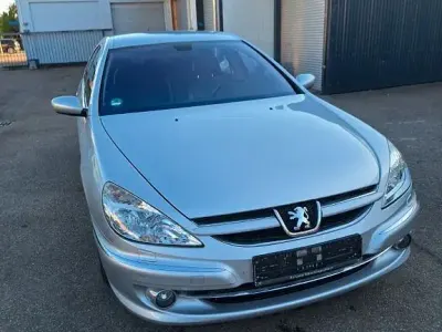 Gebraucht Peugeot 607 Platinum 204 PS (150 kW) 2009 Silber Limousine