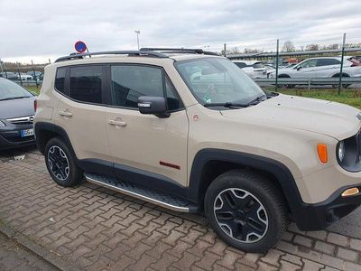 Beige Gebraucht 2015 Jeep Renegade Trailhawk SUV | 13.800 € (Fairer Preis)