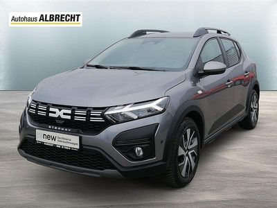 Neu Dacia Sandero Expression 91 PS (66 kW) 2025 Schiefergrau Limousine