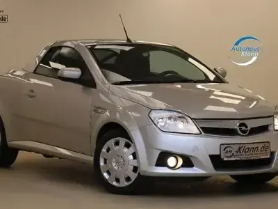 Gebraucht Opel Tigra Enjoy 199 PS (146 kW) 2005 Silber Cabrio