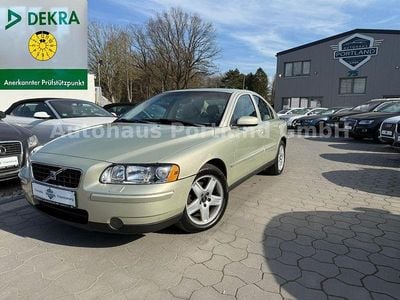 Gebraucht Volvo S60 Kinetic 140 PS (102 kW) 2005 Gold Limousine