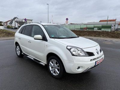 Gebraucht Renault Koleos Dynamique 150 PS (110 kW) 2009 Weiß SUV