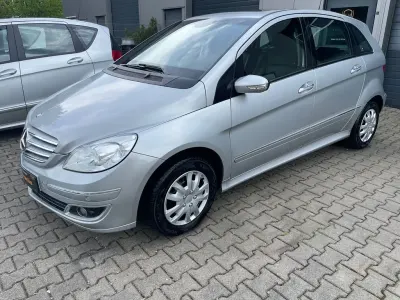 Używany Mercedes B170 116 KM (85 kW) 2006 Srebrny Minivan