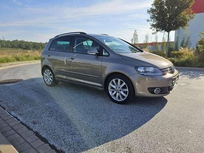 Gebraucht VW Golf VII Highline 160 PS (117 kW) 2013 Kaschmirbraun Kleinwagen