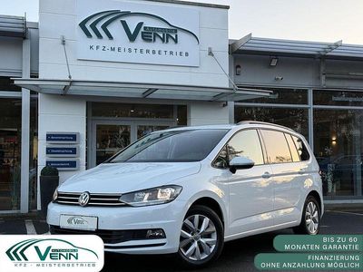 Pure white Gebraucht 2020 VW Touran Comfortline Van / Kleinbus | 24.980 € (Fairer Preis)