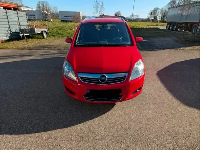 Gebraucht Opel Zafira 150 PS (110 kW) 2009 Rot Van / Kleinbus