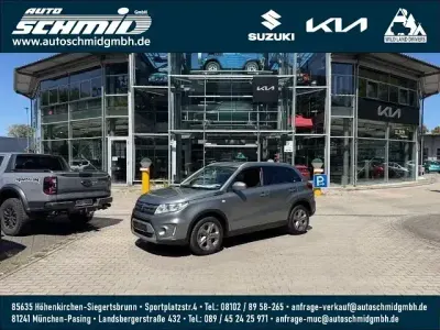 Gebraucht Suzuki Vitara Comfort 120 PS (88 kW) 2018 Grau SUV