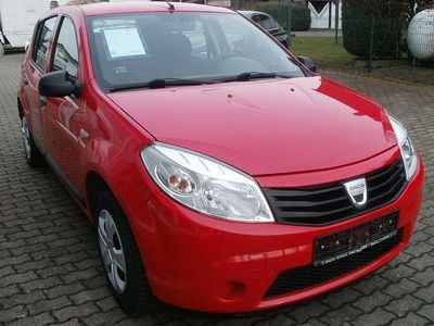 Gebraucht Dacia Sandero Ambiance 75 PS (55 kW) 2009 Rot Limousine