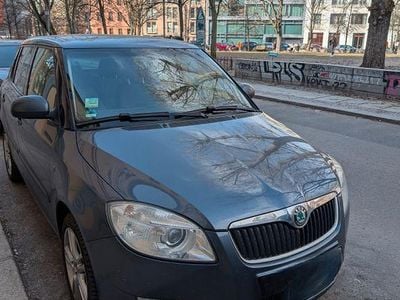 Gebraucht Skoda Fabia Ambiente 105 PS (77 kW) 2008 Grau Limousine