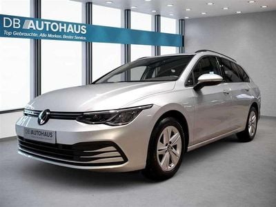 Używany VW Golf VIII Life 110 KM (80 kW) 2024 Srebrny Kombi