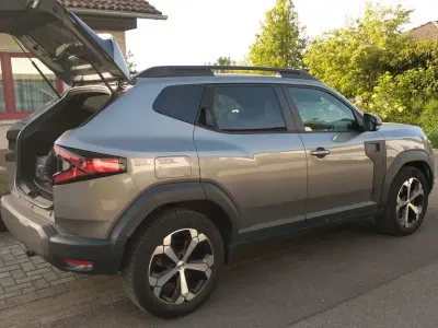 Gebraucht Dacia Duster Journey 131 PS (96 kW) 2024 Grau SUV