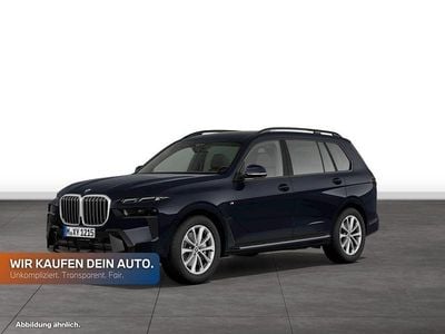 Gebraucht BMW X7 Comfort Edition 340 PS (250 kW) 2025 Carbonschwarz metallic SUV