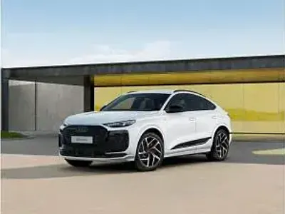 Neu Audi Q6 e-tron 225 kW (306 PS) 2026 Weiß (gletscherweiß metallic) SUV